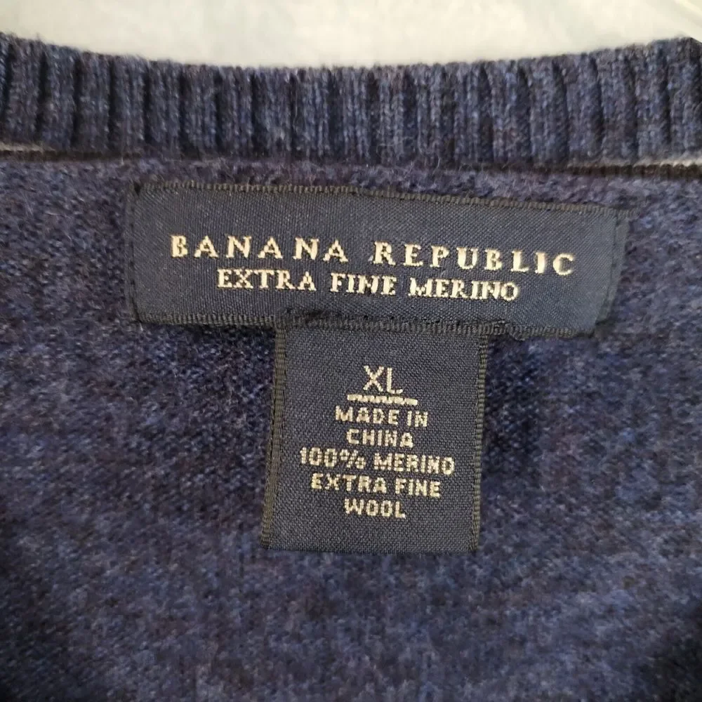 Banana Republic Extra Fine Merino Wool XL Sweater Men's V Neck Preppy‎ Navy Blue